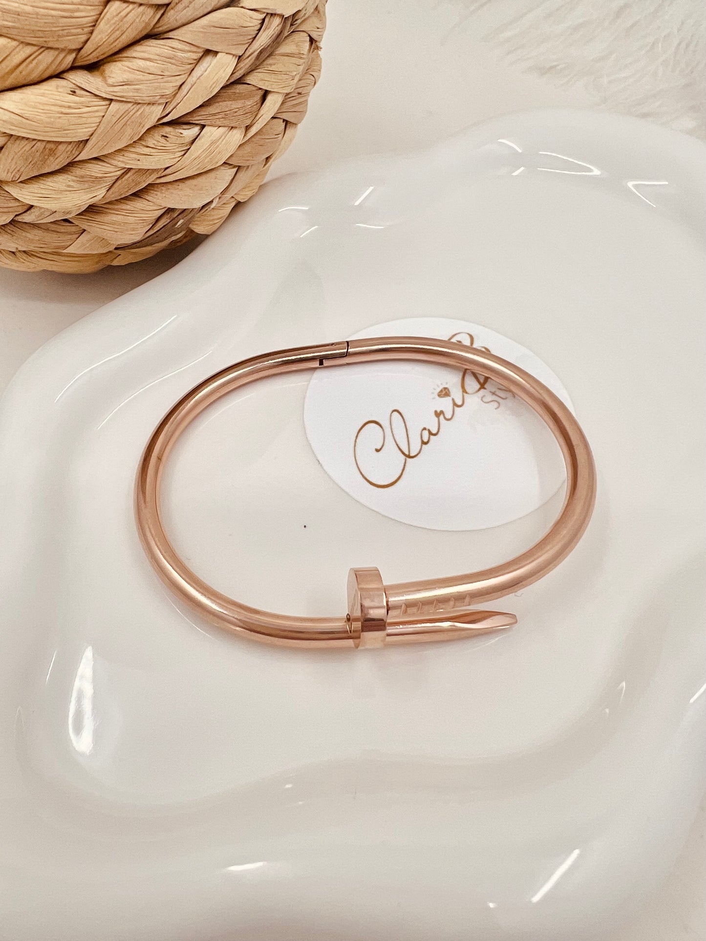 Hera Bangle