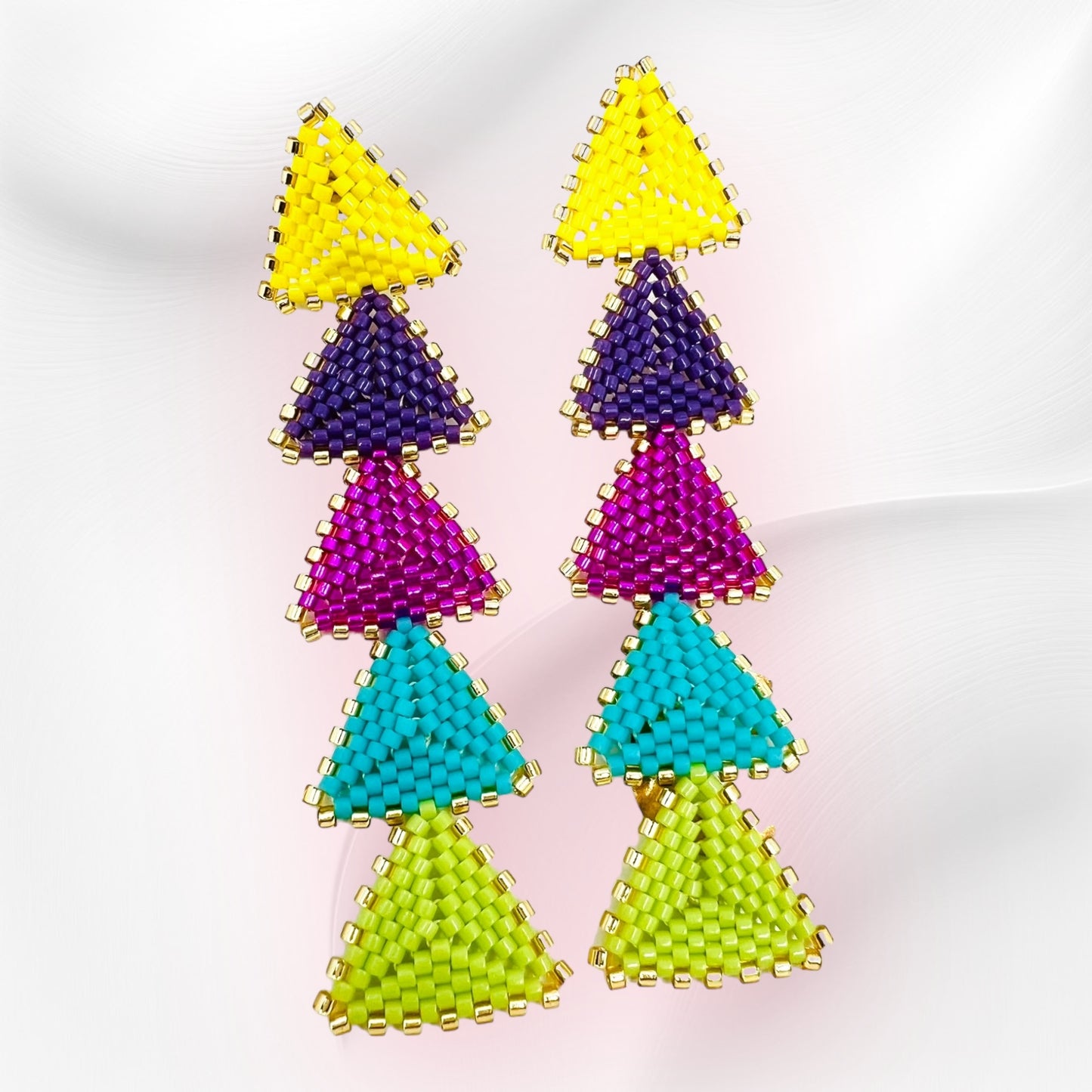 Vibrant Triangles